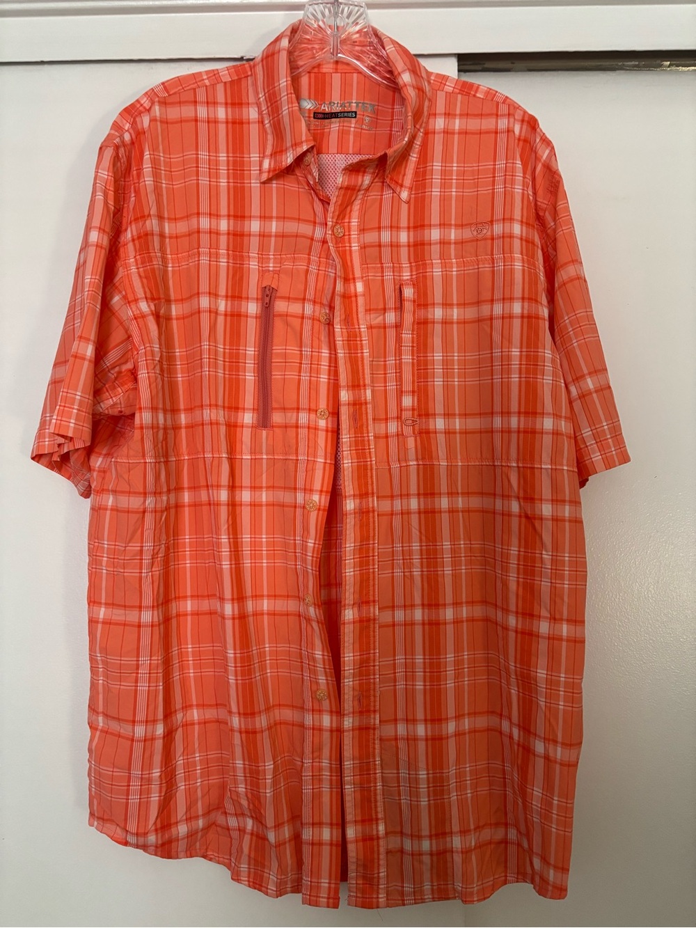 AriatTek Men’s Short-Sleeve Orange Plaid Shirt Medium Heat Series
